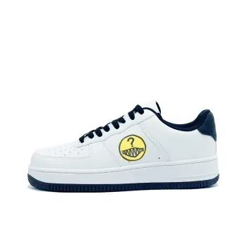 PAIN OR PLEASURE Low Top Skateboard Shoes Unisex Black White