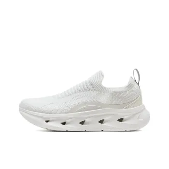 XTEP Abrasion Resistant, Breathable, Lightweight Low Top Casual Shoes Women's Sail White