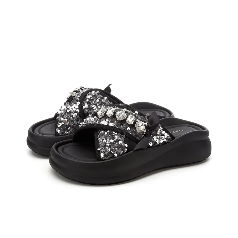 DAPHNE PVC Polyvinyl Chloride Quiet, Odor Resistant, Abrasion Resistant Slide Slippers Women's-0