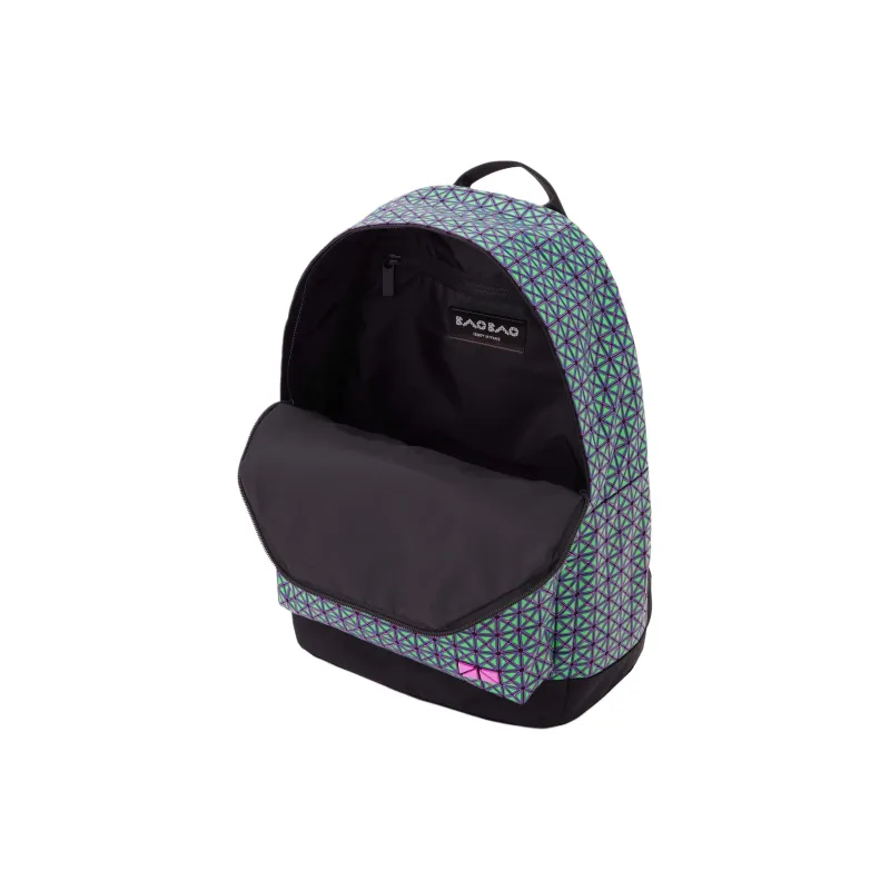 ISSEY MIYAKE Kuro Polyurethane Backpack Unisex Green-3