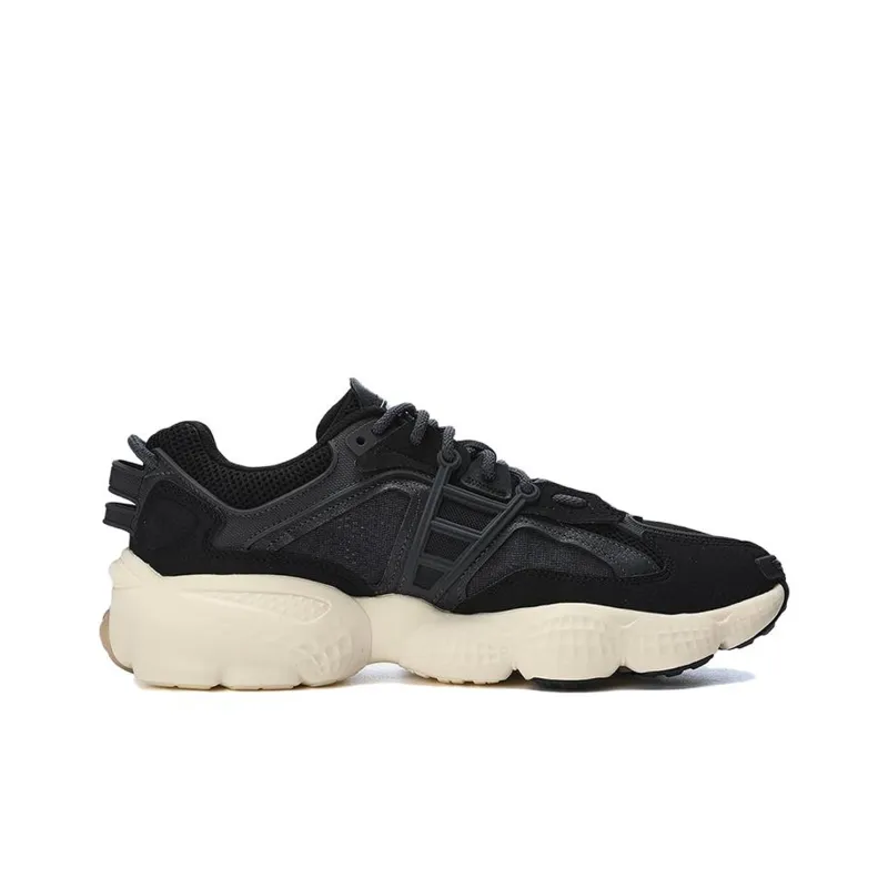 FILA LADDER Slip Resistant, Abrasion Resistant, Breathable, Supportive, Lightweight Low Top Casual Shoes Men's Black-1