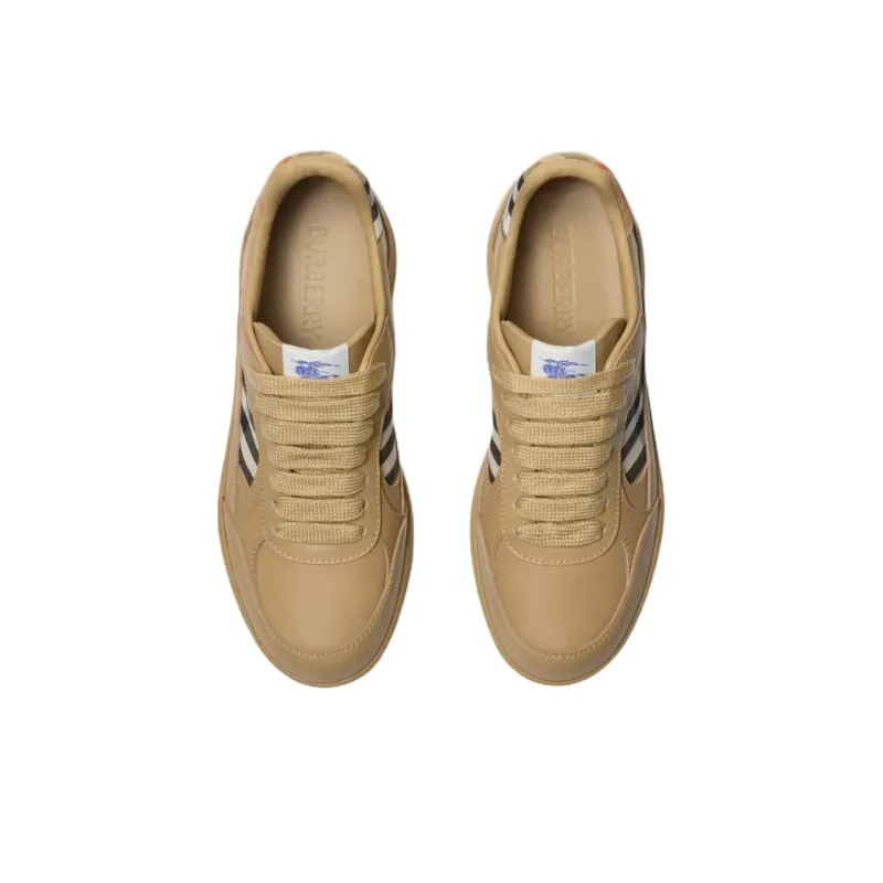 Burberry Low Top Casual Shoes Men's Khaki-3