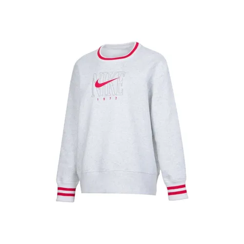 Nike Sportswear Phoenix Fleece Women's Oversized Graphic Crew Neck Sweatshirt