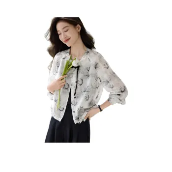 Mo Han Yi Mei Jackets & Coats Women's White With Black Floral