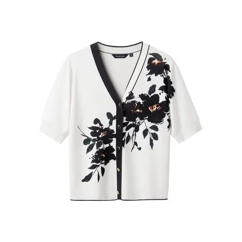 Yan Domain Knitwear Women's Black Floral