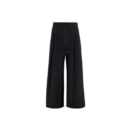 BAUM UND PFERDGARTEN Casual Pants Women's Black