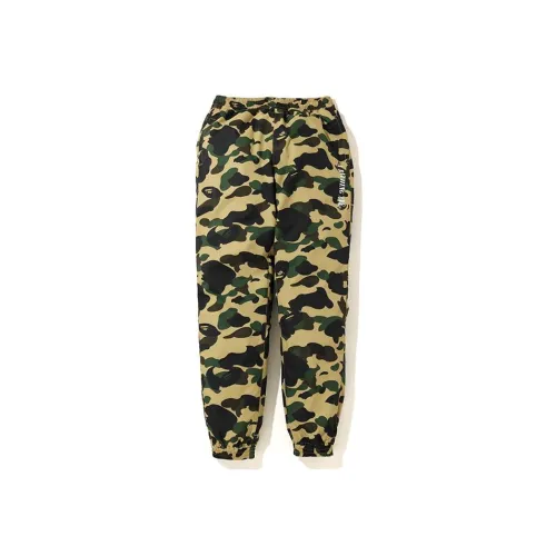 A BATHING APE 1st Camo 6 Pocket Jogger Pants Green
