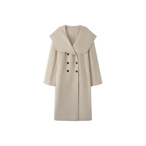 THE SEA LIFE Coat Women's White Birch