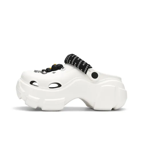 Budding Bear Clogs Women's