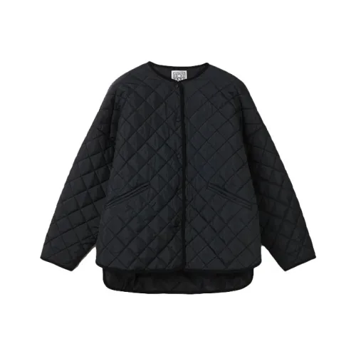 TOTEME Quilted Long Sleeved Jacket
