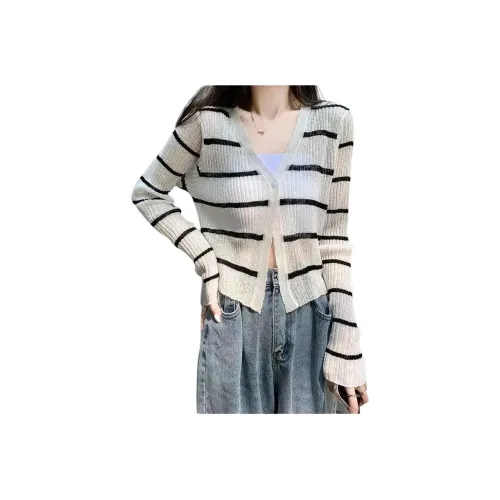 Mu Xiao Xin Knitwear Women's Apricot
