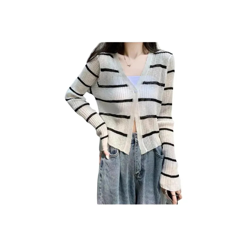 Mu Xiao Xin Knitwear Women's Apricot-0