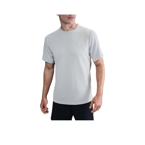 Nike Primary Men's Dri FIT Short Sleeve Versatile Top