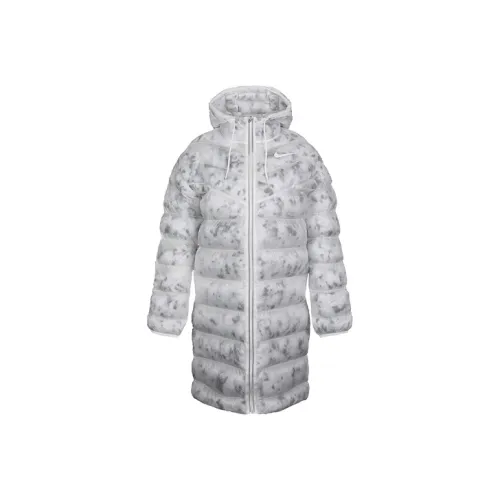 Nike Puffer Jackets Women's Summit White