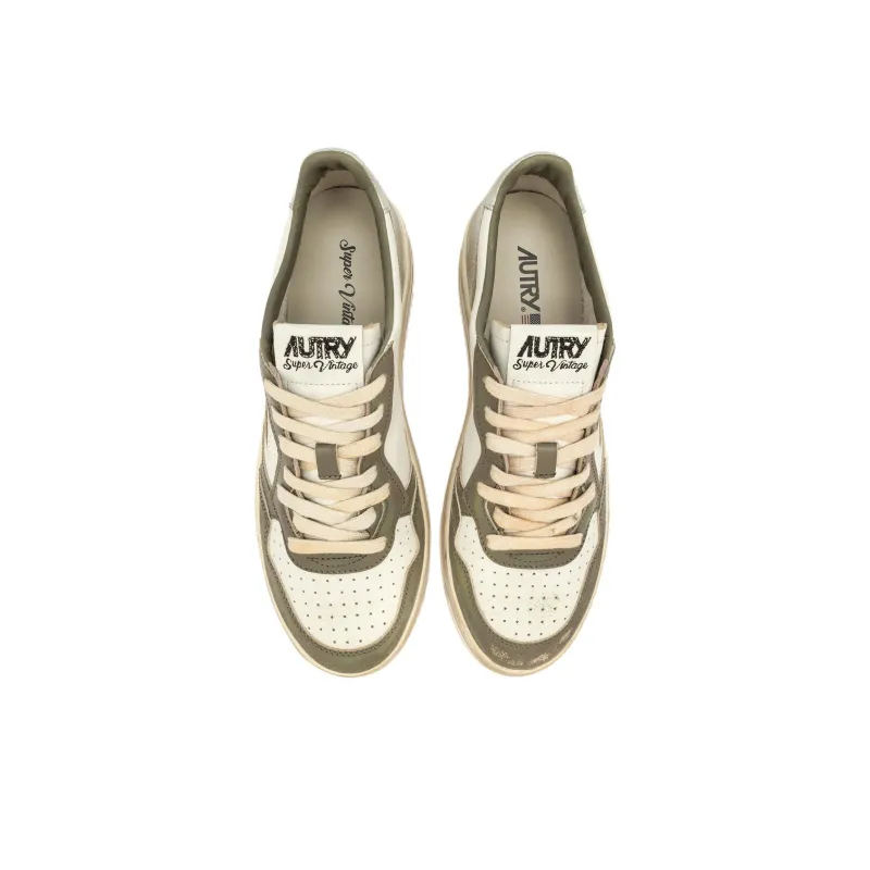 AUTRY Medalist Super Vintage Low Top Skateboard Shoes Women's White Green-2