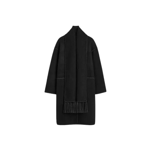 TOTEME Attached Scarf Patch Pocketed Coat