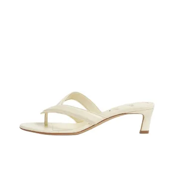 FENDI Quick Dry Flip Flops Women's Yellow