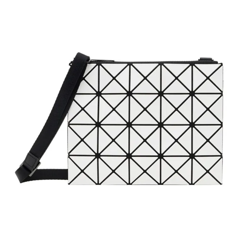 ISSEY MIYAKE Prism Textile Shoulder Bag Trumpets Women's White & Black-0