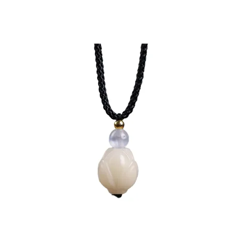 Necklaces & Pendants