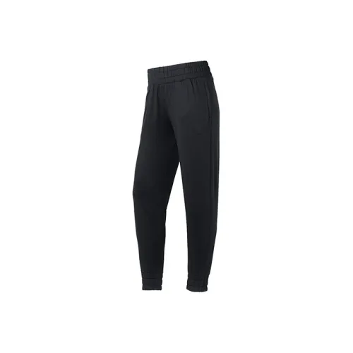 Under Armour Sports pants from Women's Black