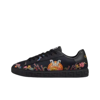 VERSACE Greca Low Top Skateboard Shoes Men's Black
