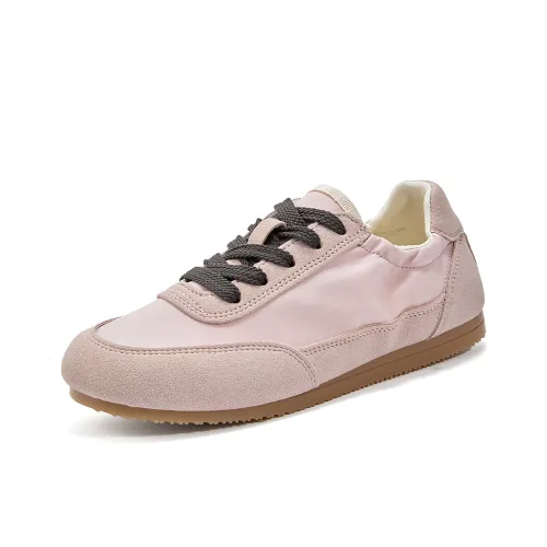 La Chapelle Slip Resistant, Abrasion Resistant, Lightweight Low Top Casual Shoes Women's Pink