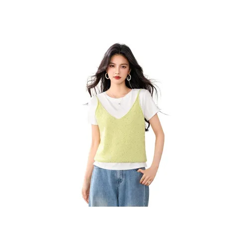 La Chapelle T-Shirts Women's Green