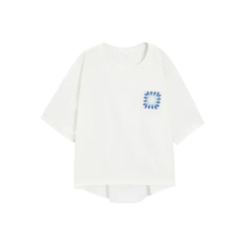 Love To Serve Batwing Sleeve T Shirt Women's