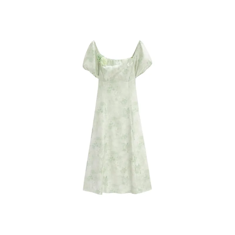 Love To Serve Short Sleeved Dress Women's Green Apricot Blossom-5