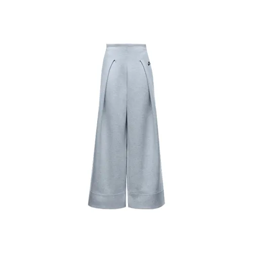 Nike Sportswear Tech Fleece Women's High Waisted Pleated Pants