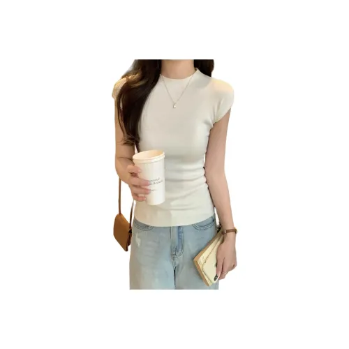 The Temptation Of The Muse Regular T Shirt Women's