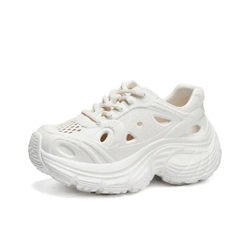 La Chapelle Clogs Women's White