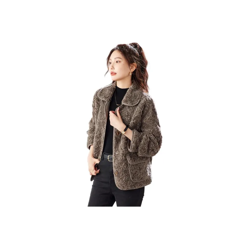 TERRE BLEUE Velvet feel Coat Women's Beige-6
