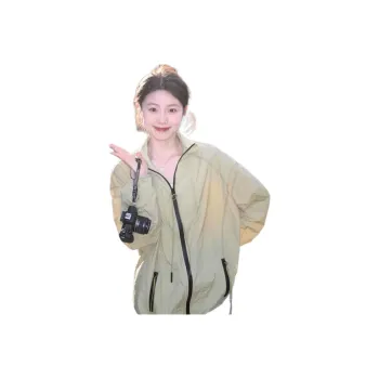 The Temptation Of The Muse Cropped Coat Women's Green
