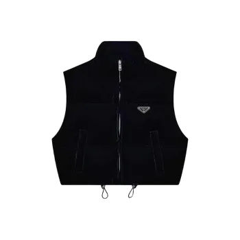 PRADA Logo-Plaque Quilted Cropped Gilet