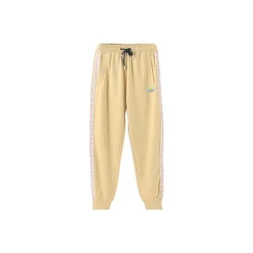 B.Duck Casual Smiley Women's