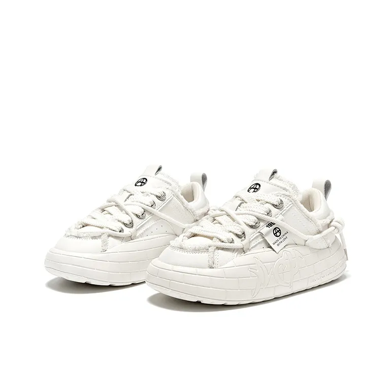 Acupuncture Height Increasing, Abrasion Resistant, Lightweight, And Breathable Low Top Skateboard Shoes Unisex-6