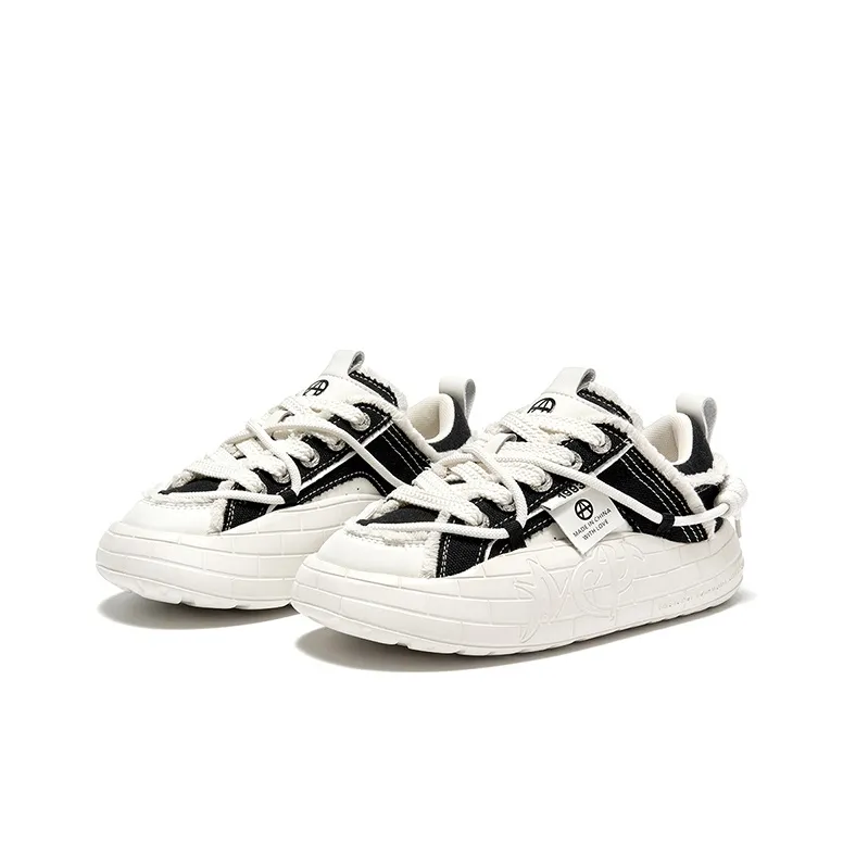 Acupuncture Height Increasing, Abrasion Resistant, Lightweight, And Breathable Low Top Skateboard Shoes Unisex-1