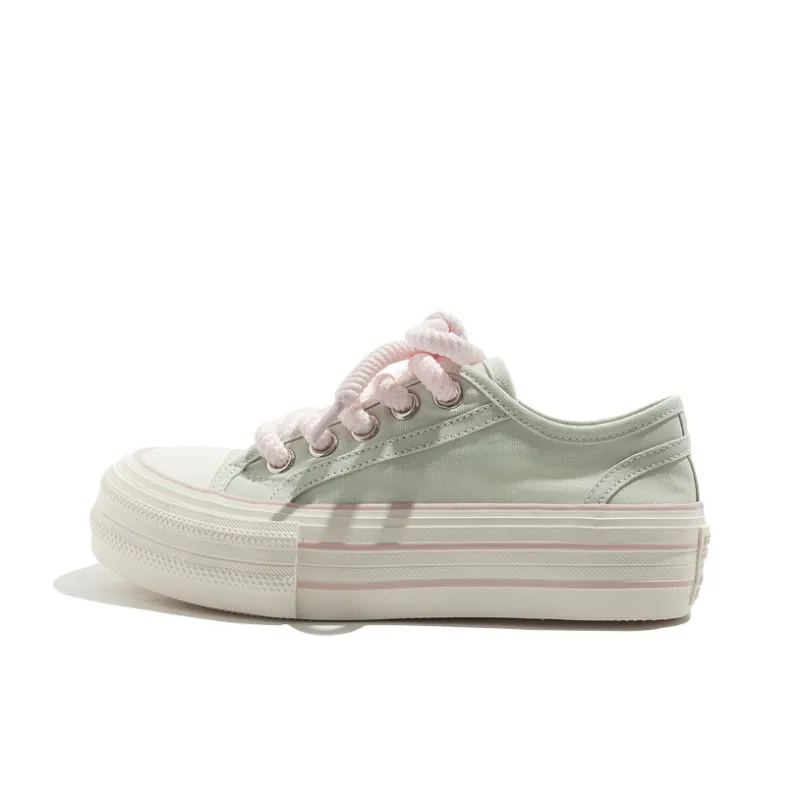 MEAKKEA Abrasion Resistant Coverage Lightweight Low Top Canvas Shoes Women's-0