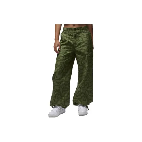 JORDAN Casual Pants Women's Green