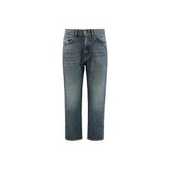 DIESEL 2016 D Air L36 Regular Fit Jeans