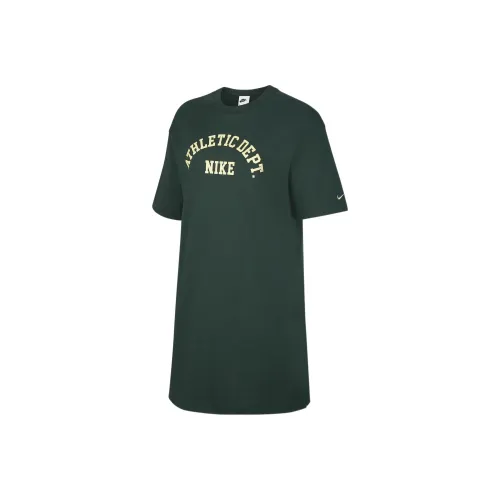 Nike Short Sleeved Dresses Women's Green