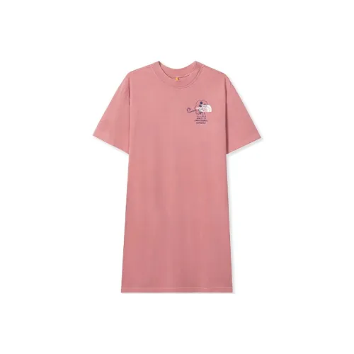 THE NORTH FACE X Brain Dead T Shirt Dress Rose