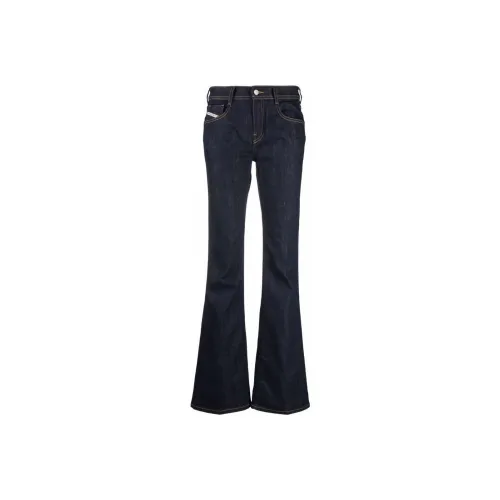 DIESEL 1969 D Ebbey Z9B89 Bootcut Jeans
