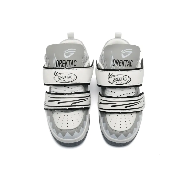 Teddy Bear Collection Slip Resistant, Abrasion Resistant, Lightweight Low Top Skateboard Shoes Unisex-24