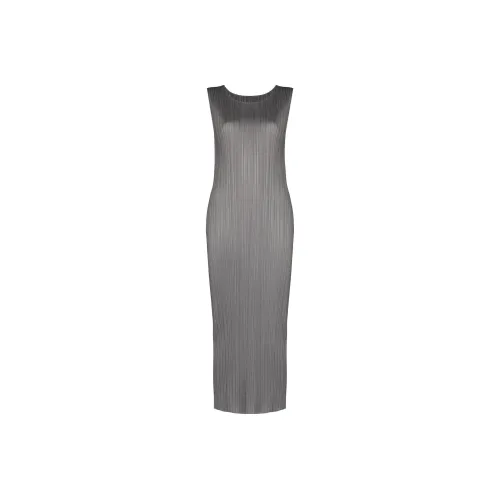 PLEATS PLEASE ISSEY MIYAKE Monthly Colors Plissé Midi Dress
