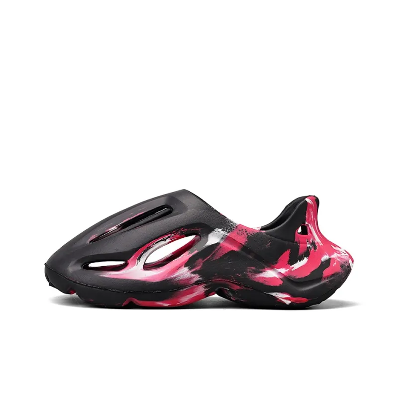 VAEL Galaxy Rendering Clogs Unisex-5