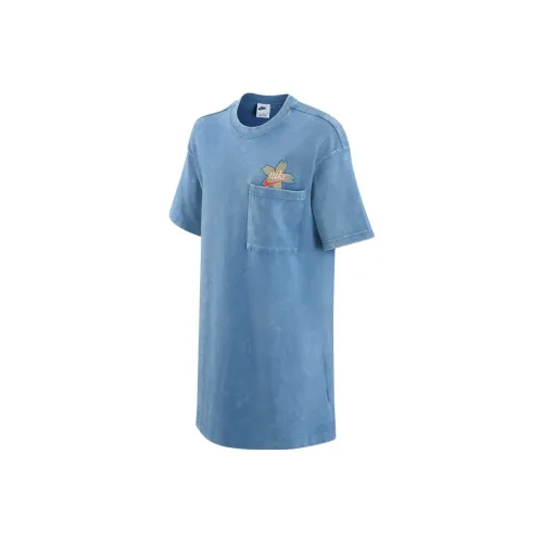 Nike Short Sleeved Dresses Women's Holland Blue
