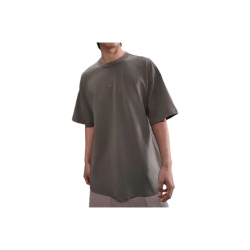 Nike Sportswear T Shirt Men's Brown
