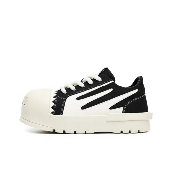15 MINS Low Top Casual Shoes Unisex Black White
